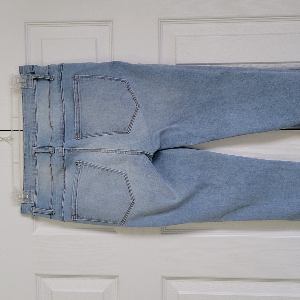 Jeans - Picture 3 of 3